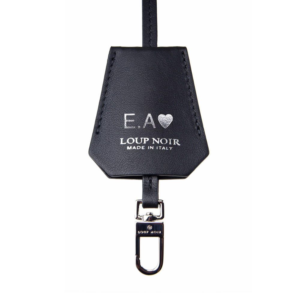 LEATHER TAG Black